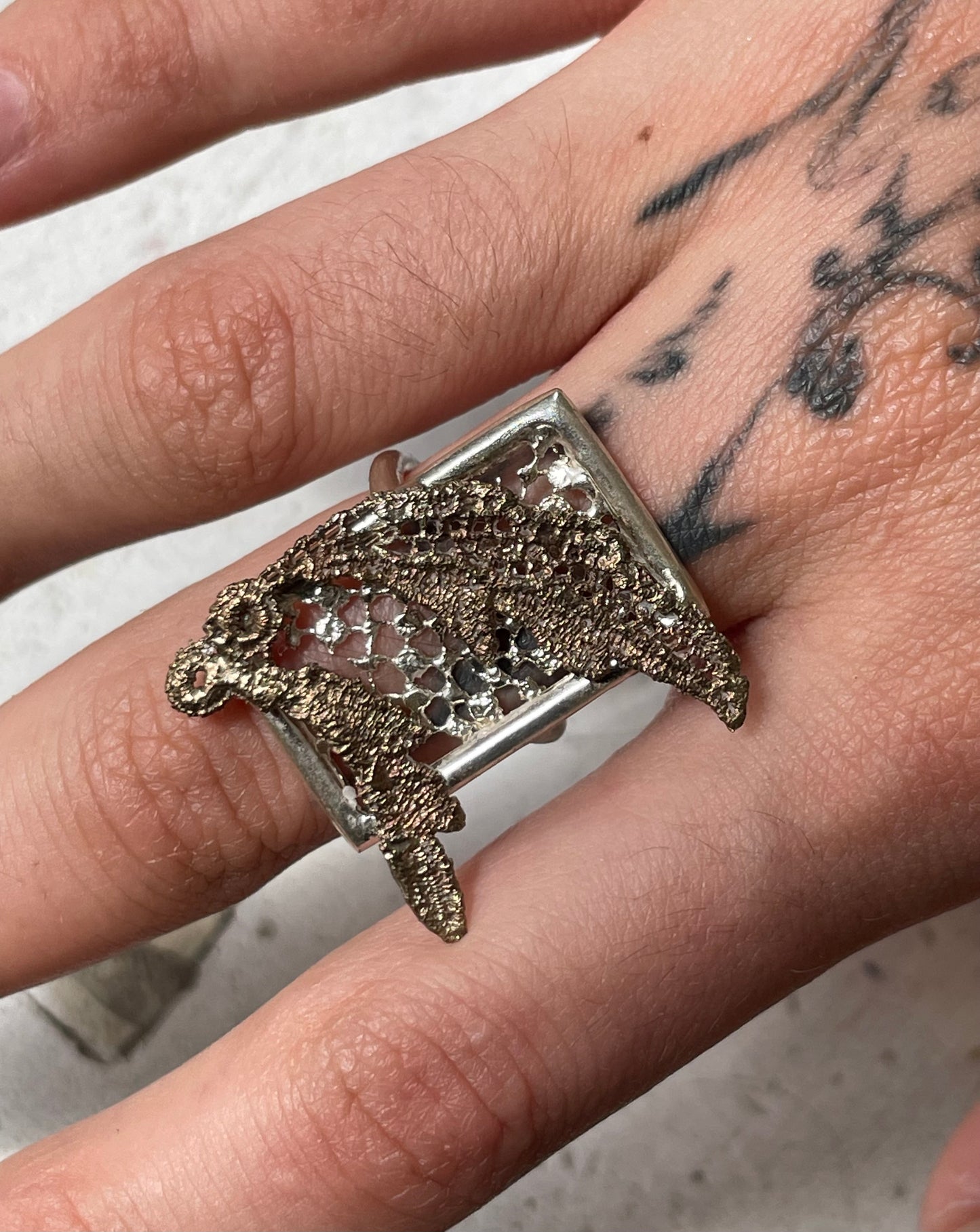 Squared lace rings