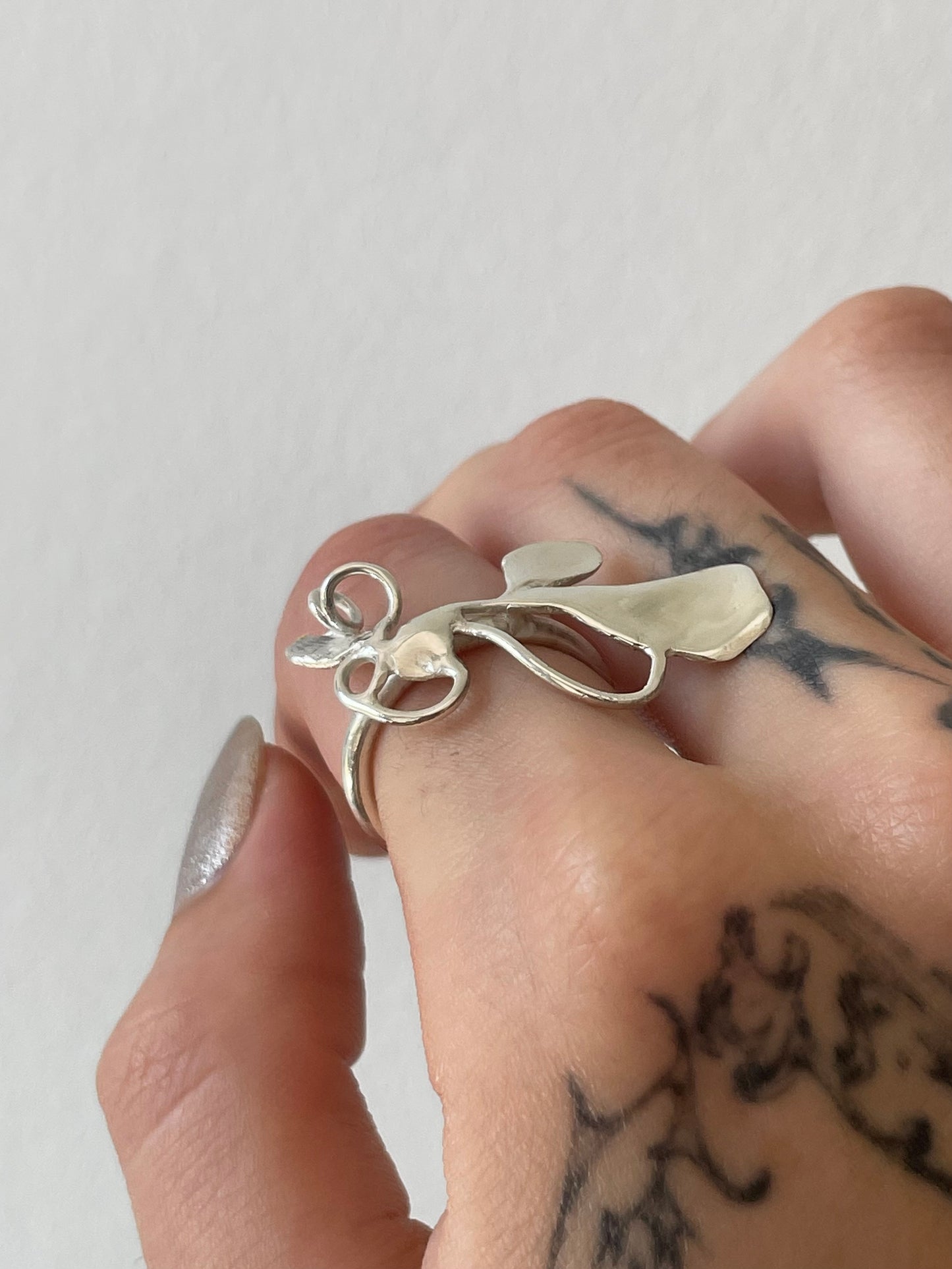 Mauvaise herbes ring n4