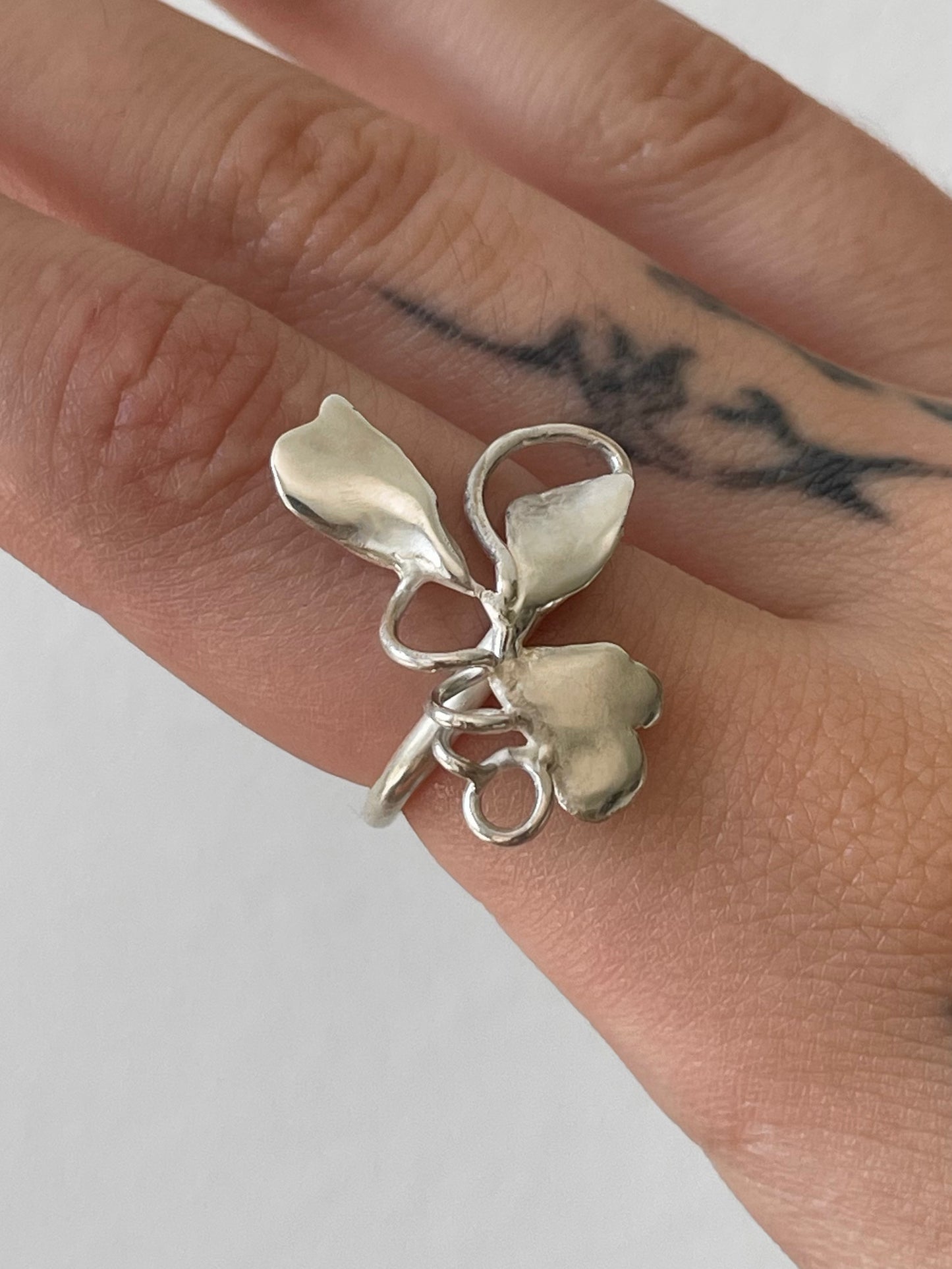 Mauvaise herbes ring n1