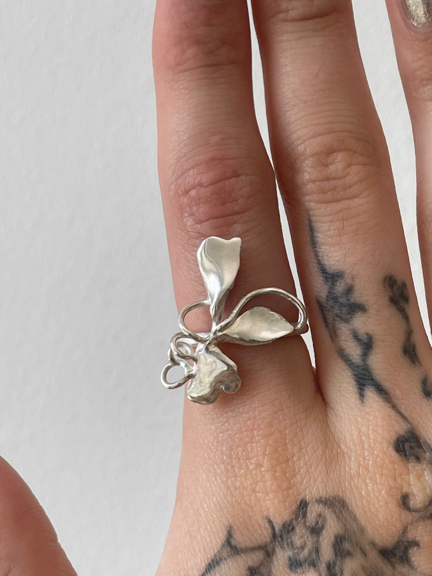 Mauvaise herbes ring n1