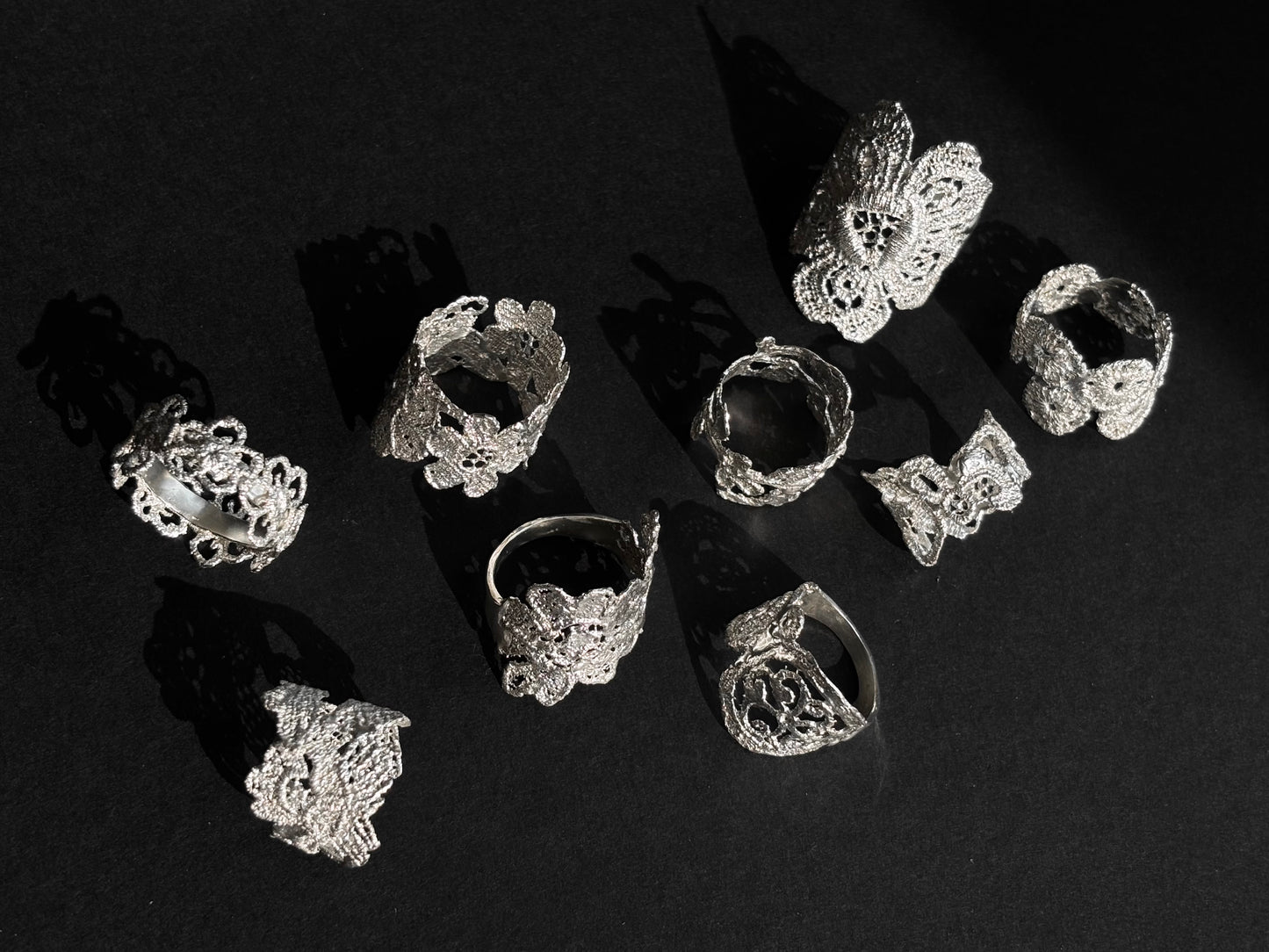 Carnation lace ring