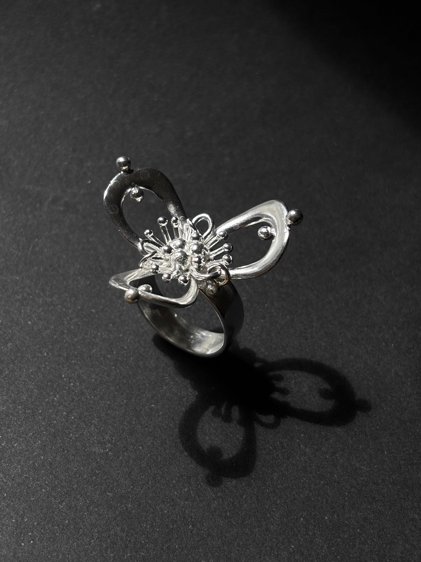 Clover ring