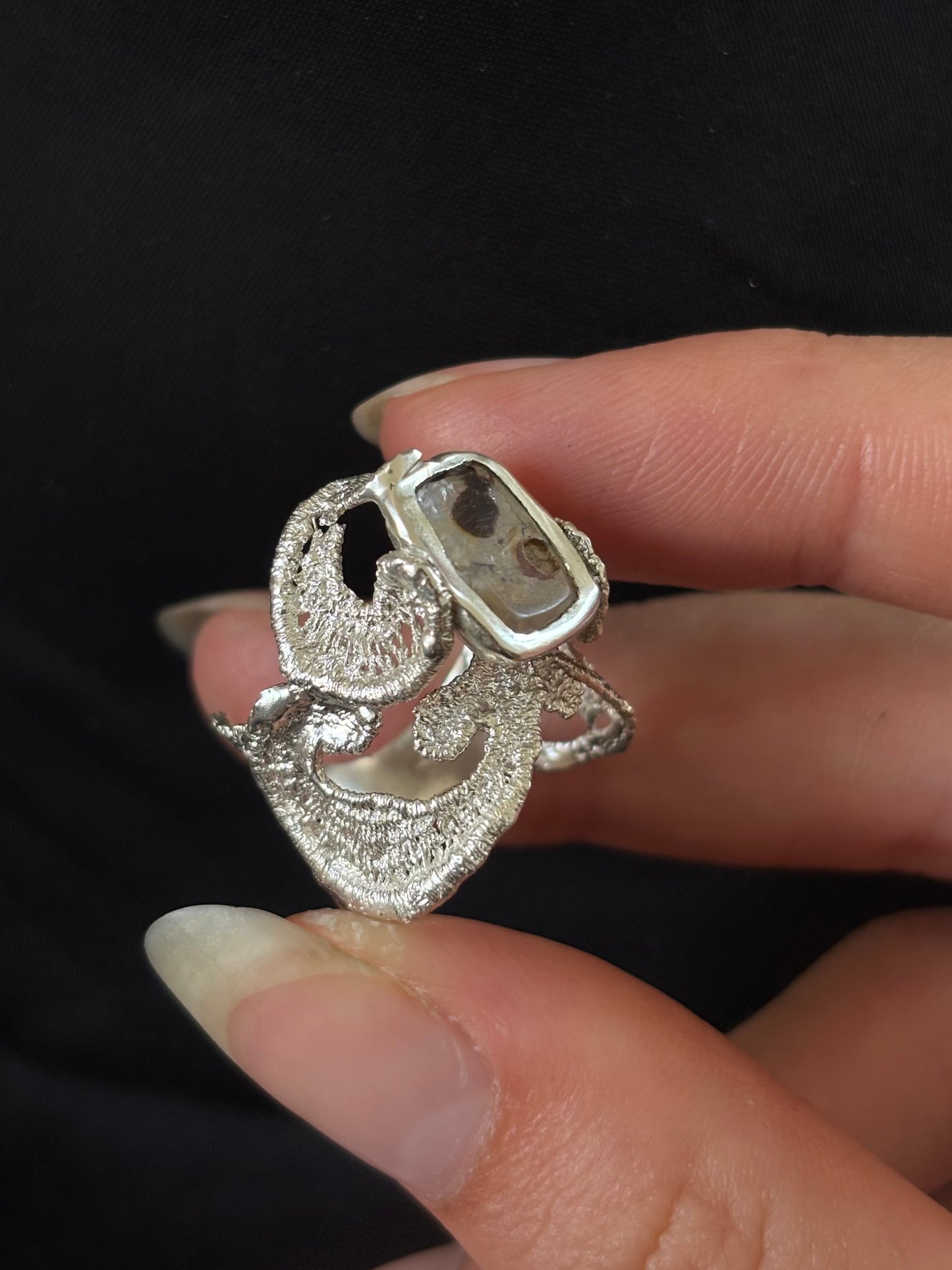 Nettle lace ring