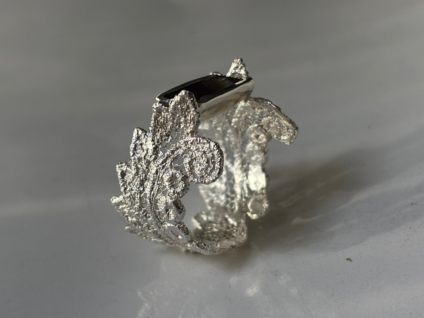Fern lace ring