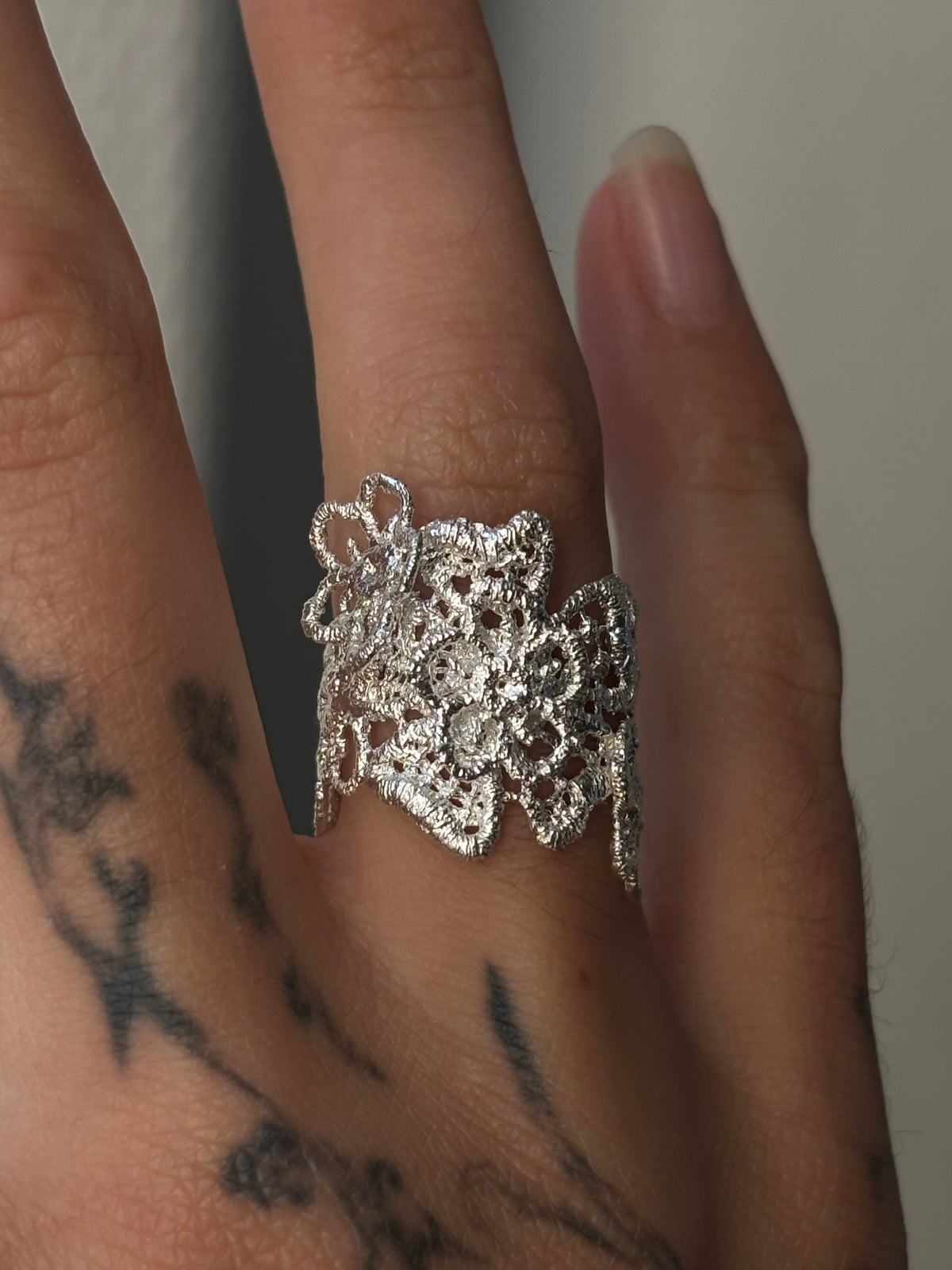 Cosmos lace ring
