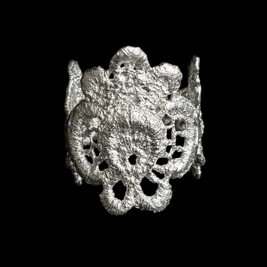 Heather lace ring