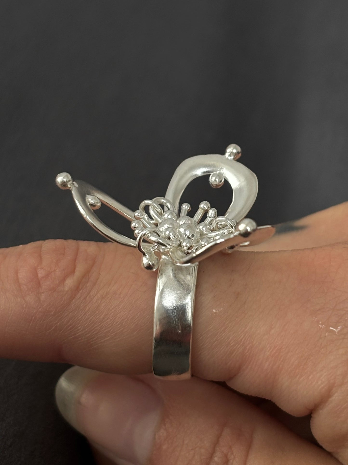 Clover ring