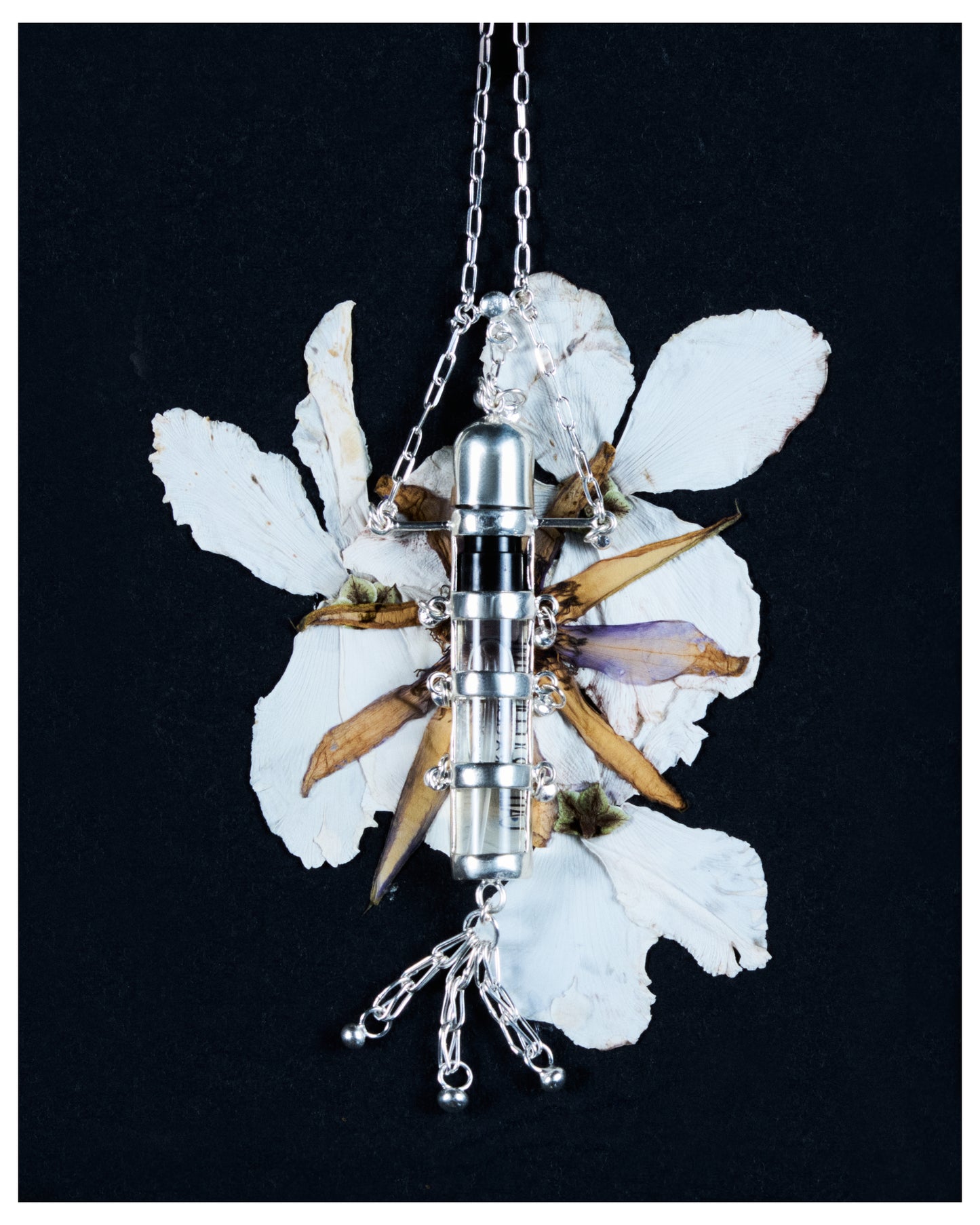 Orpheus perfume pendant