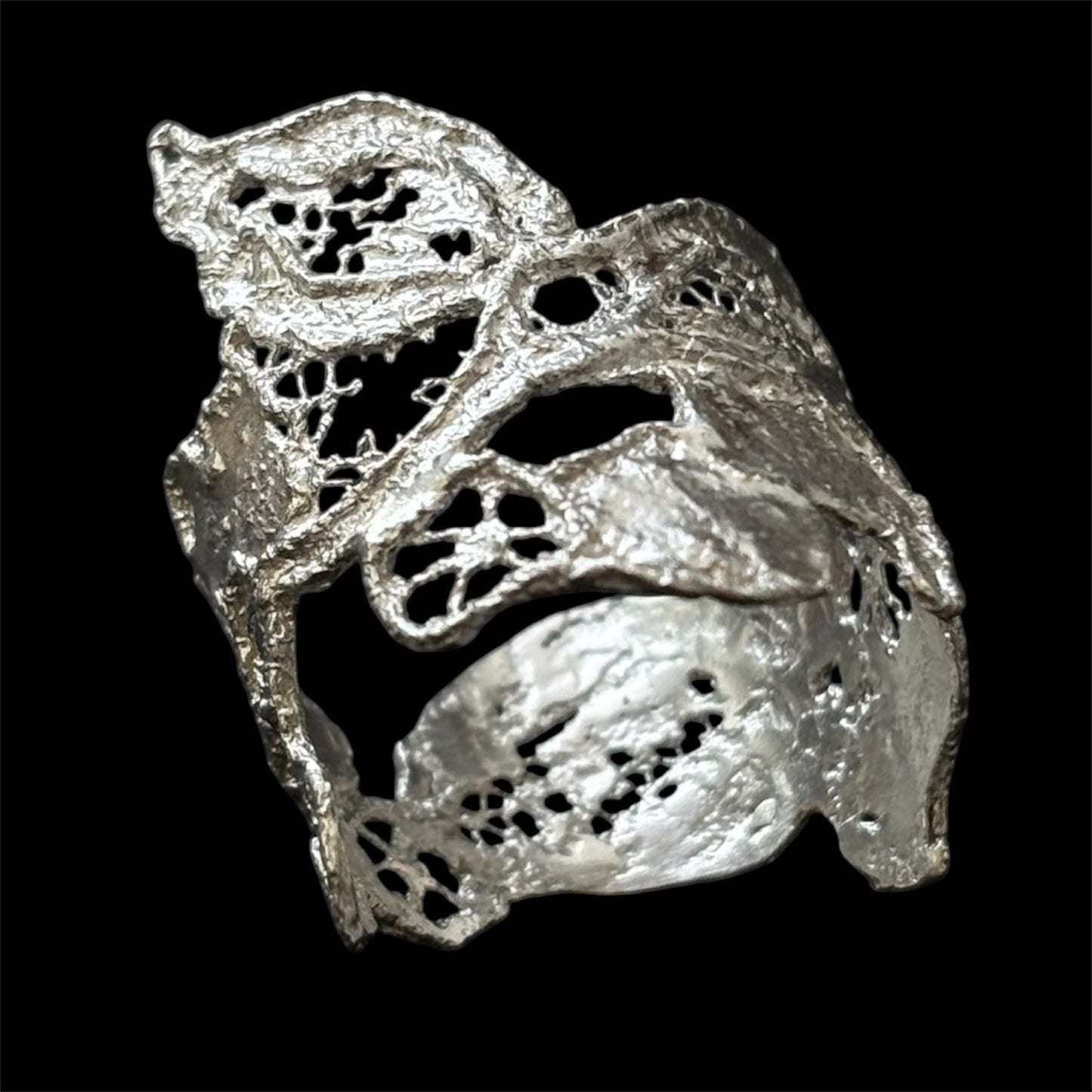 Hollyhock lace ring