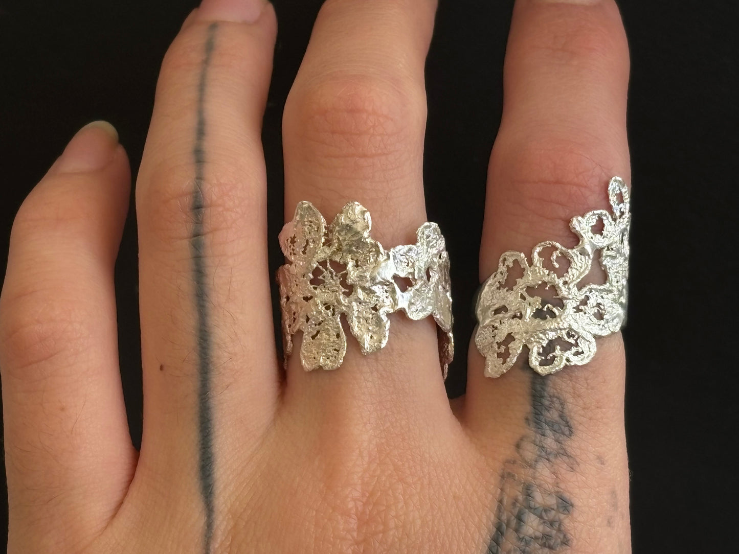 Gardenia lace ring