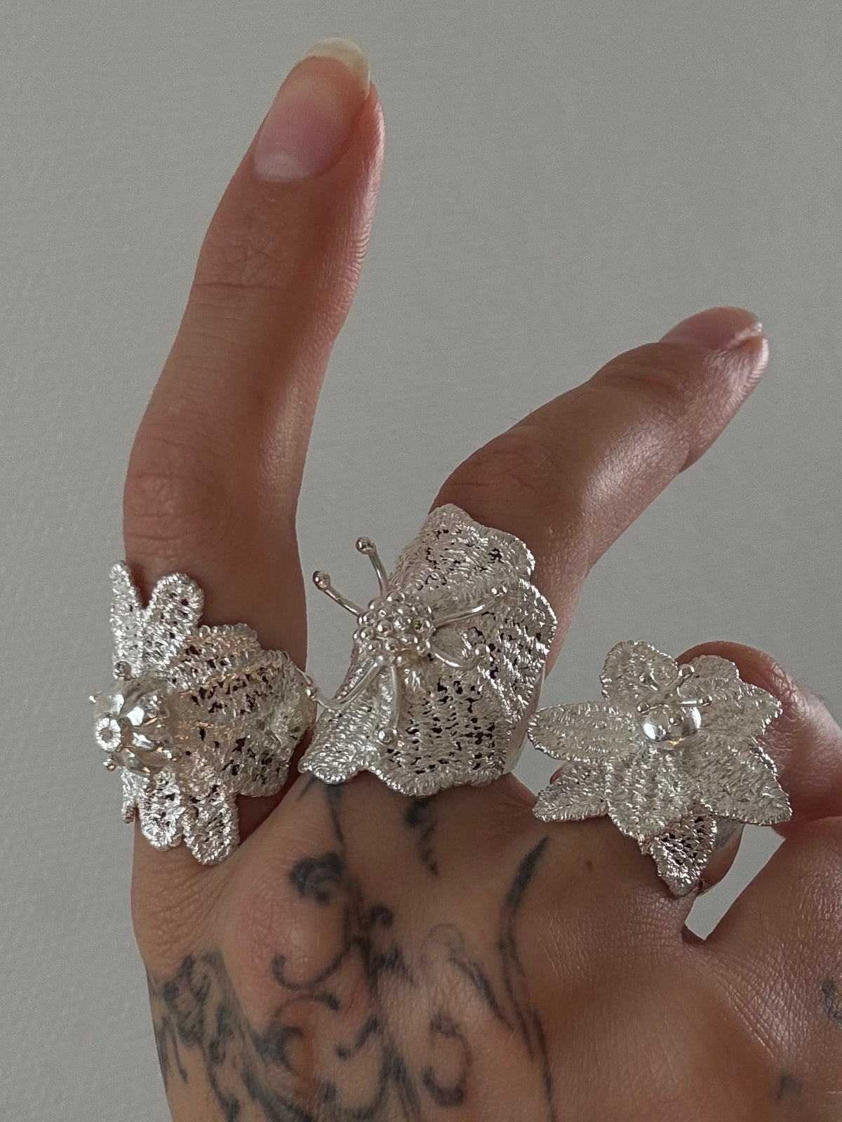 Tropical flower lace 2