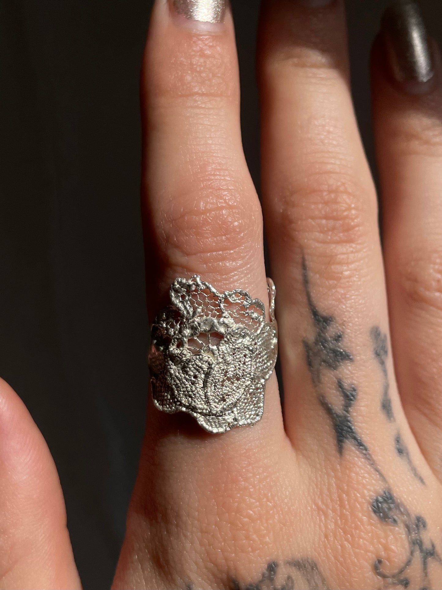 Flower lace ring
