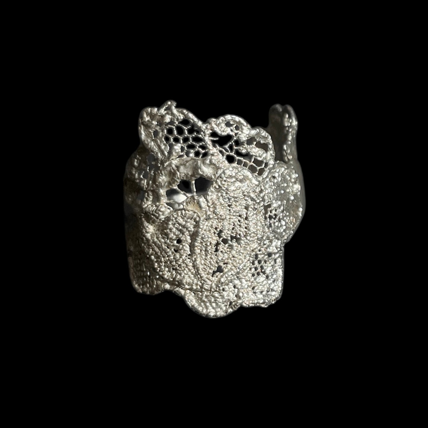 Flower lace ring