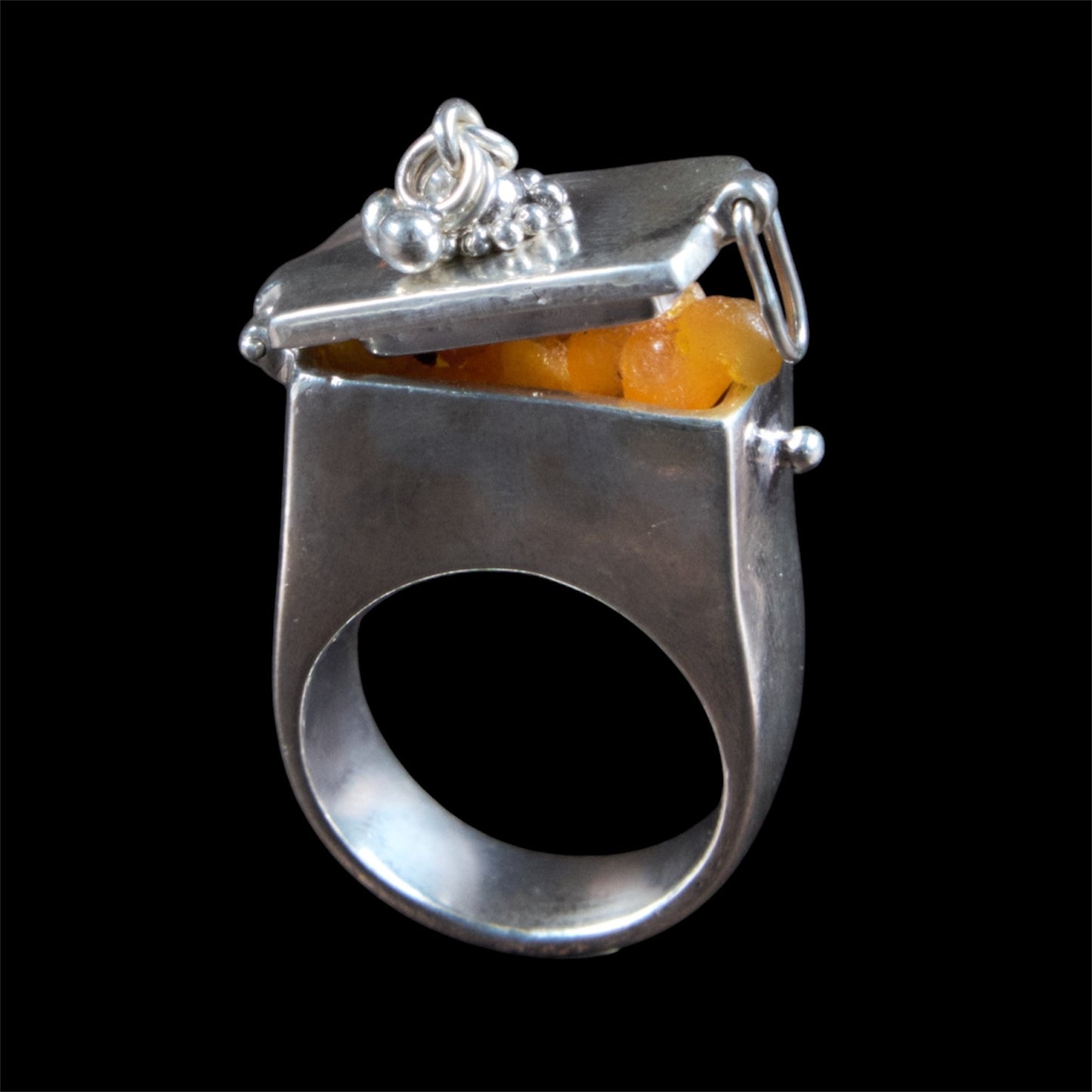 Santalwood incense ring